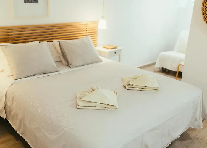 Volcan De Tilama 0 Playa Chica 2 Min Тиас