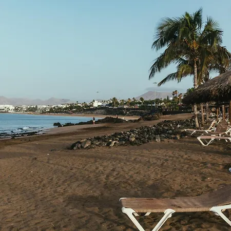 Volcan De Tilama 0 Playa Chica 2 Min *
