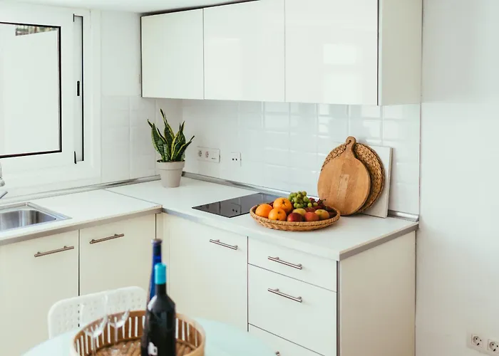 Volcan De Tilama 0 Playa Chica 2 Min * Tías